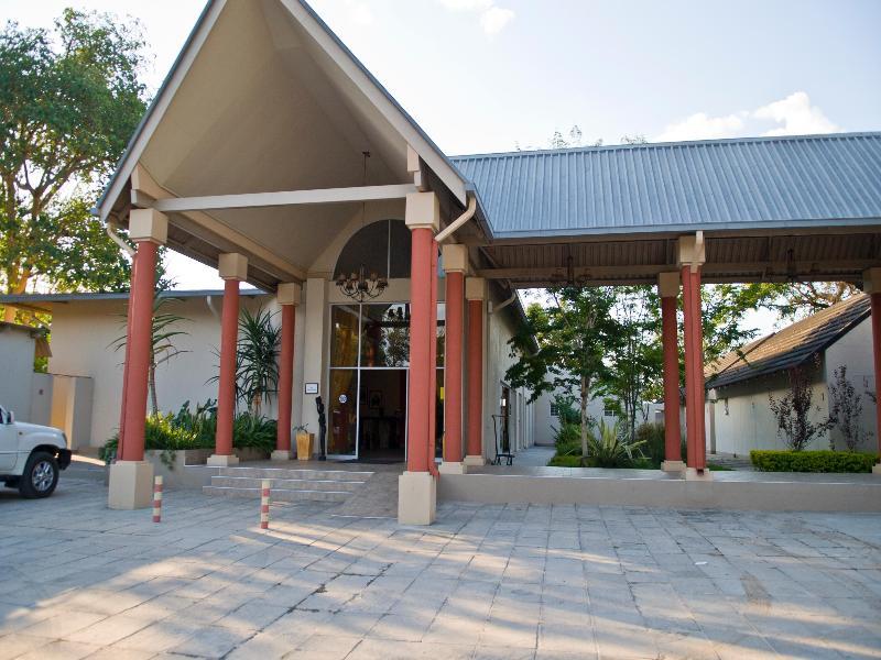 Protea Hotel By Marriott Zambezi River Lodge Katima Mulilo Εξωτερικό φωτογραφία