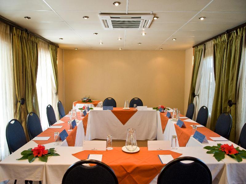 Protea Hotel By Marriott Zambezi River Lodge Katima Mulilo Εξωτερικό φωτογραφία